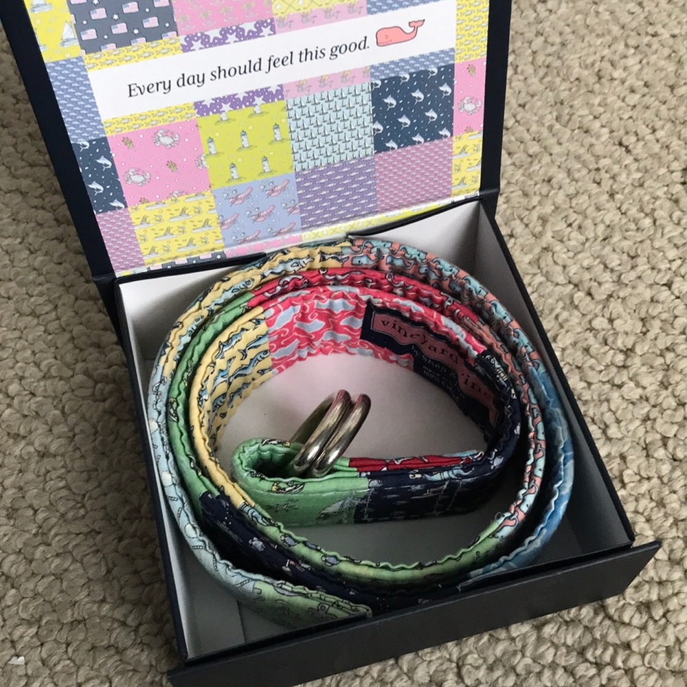 New in Box Vineyard Vines Size Medium Belt 100% Cotton Nautical